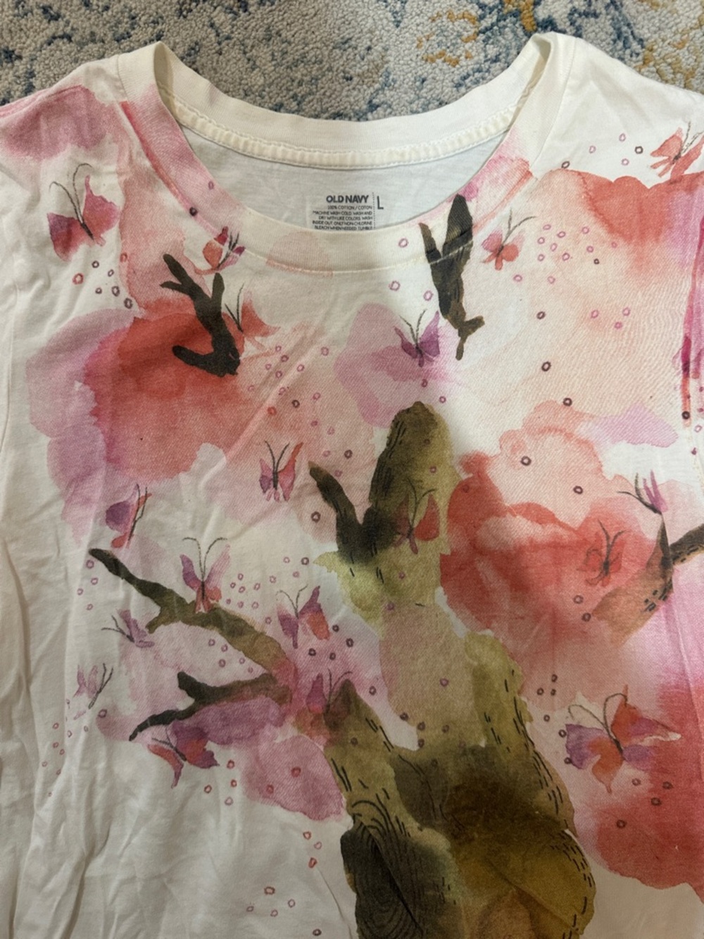 White & Pink Graphic Tee with Tree & Butterflies Size L old navy